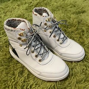 Timberland Women’s High Cut Sneakers